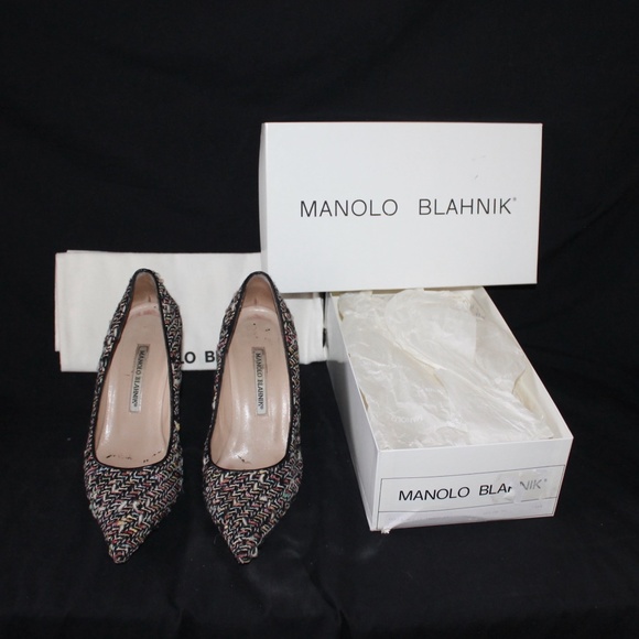 Manolo Blahnik shoes - Picture 1 of 5